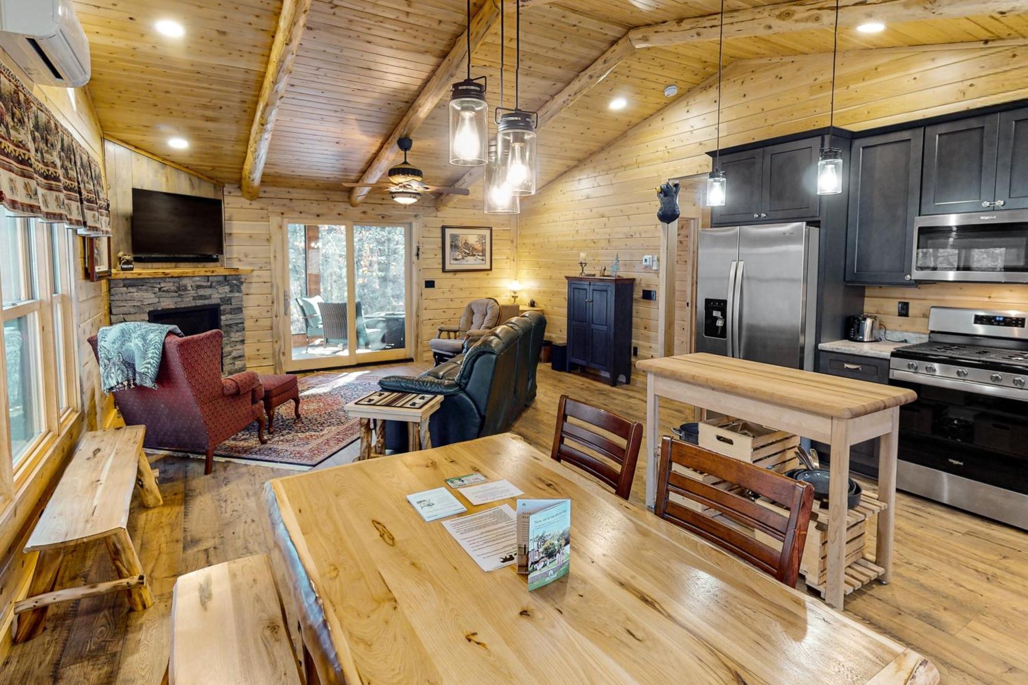 Blackbear Log Cabin Morrisville Zewnętrze zdjęcie